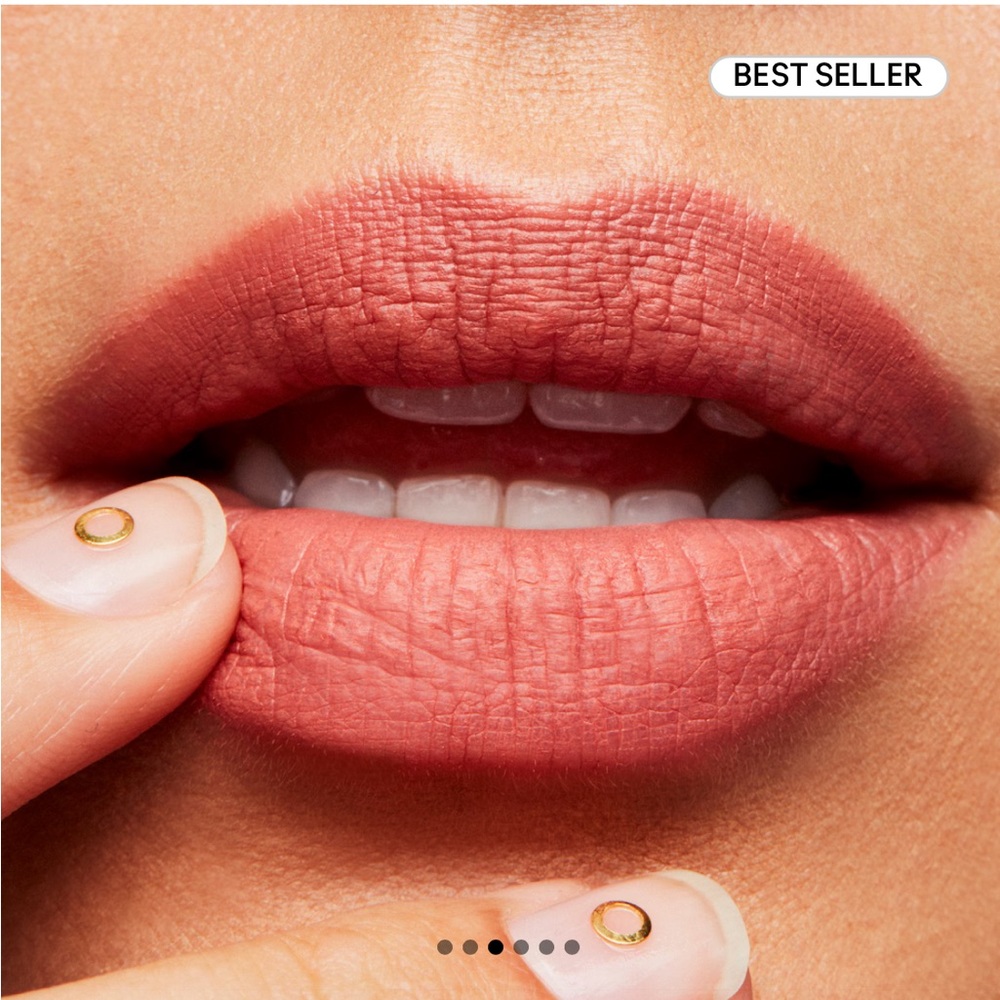 M.A.C. Cosmetics Retro Matte Luxurious Rose lip stick tube Runway Hit 703 NWT